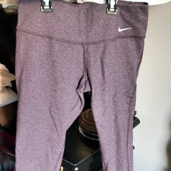 Nike Pants - Nike Di-fit Capri Leggings Size Small Pants